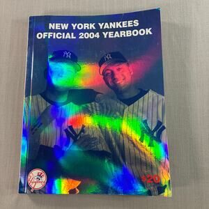 2004 New York Yankees Official Team Yearbook Derek Jeter Alex Rodriguez MLB